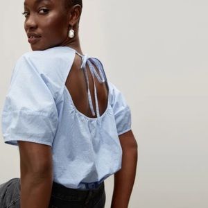 Everlane The Circle-Back Top